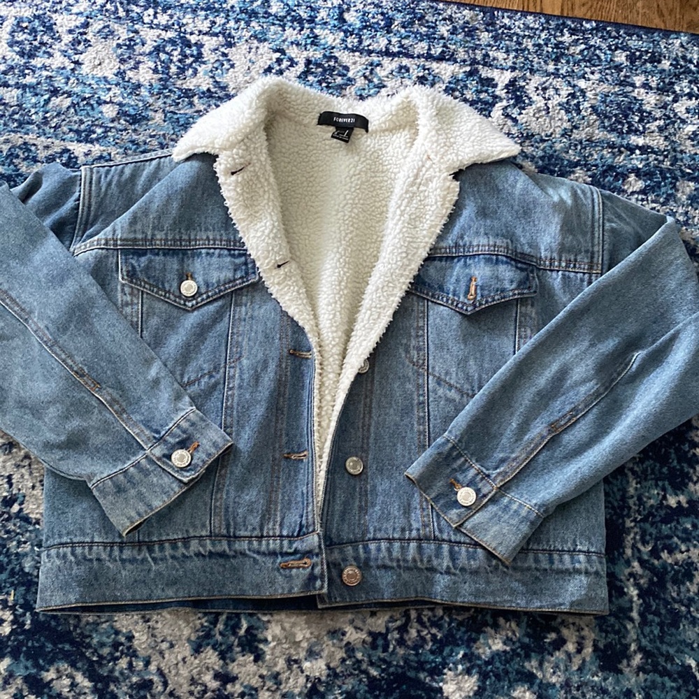 Forever 21 jean jacket - Picture 1 of 3